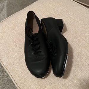 Bloch blsck tap shoes size 7.5